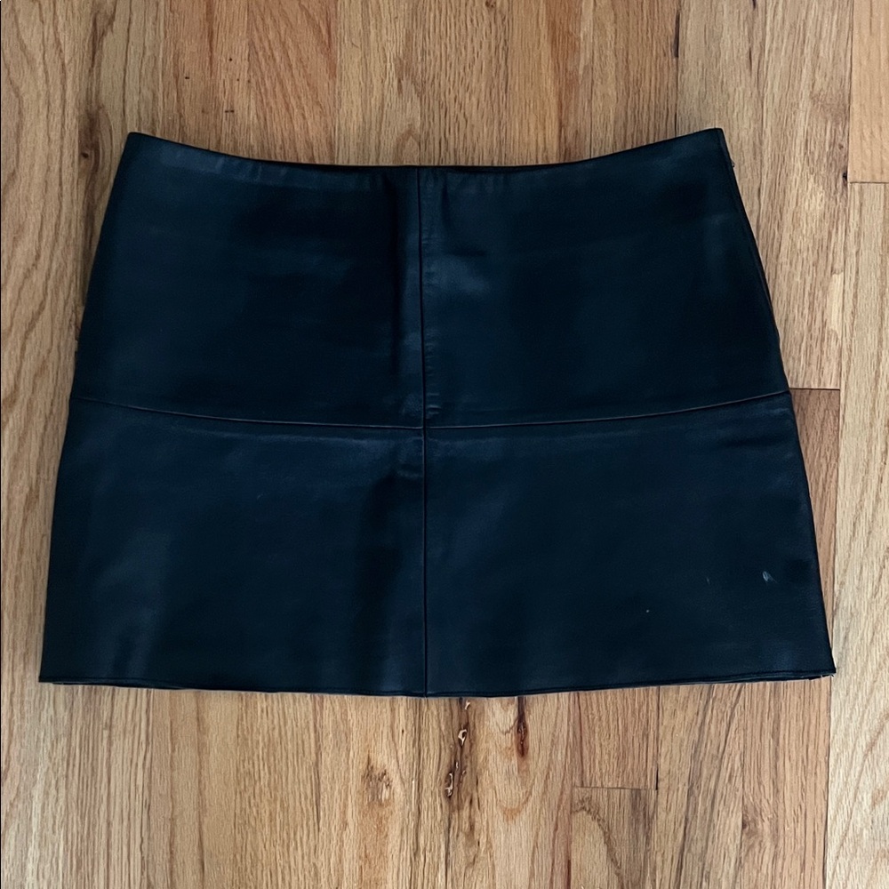 Parallel Sleek Black Pencil Skirt